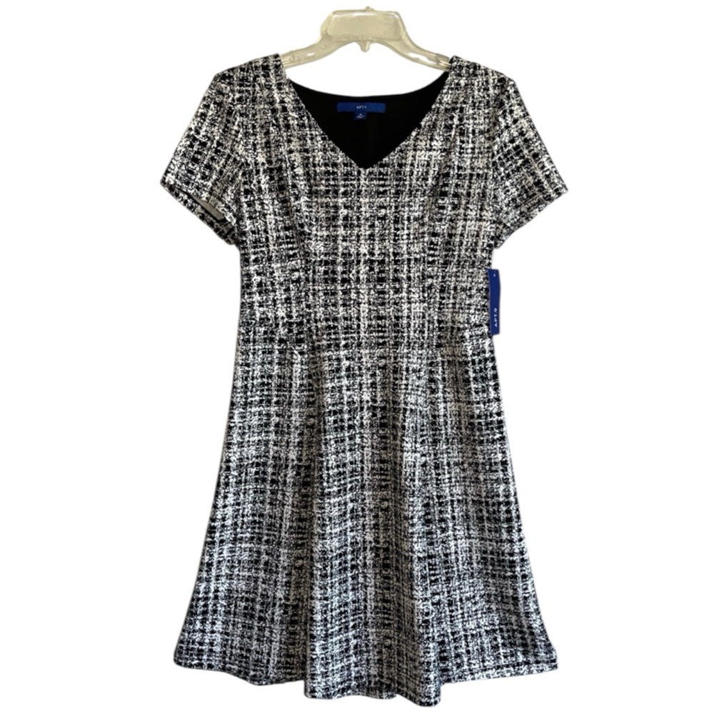 APT.9 Women Size M Classy Short Sleeve V-Neck Fit & Flare Geometric Tweed Dress